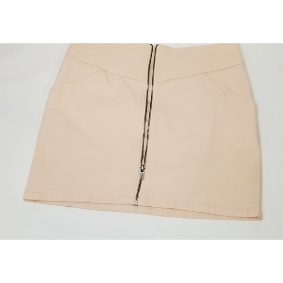 Divided Floral Mini Pencil Skirt,10. 1 - Picture 6 of 7